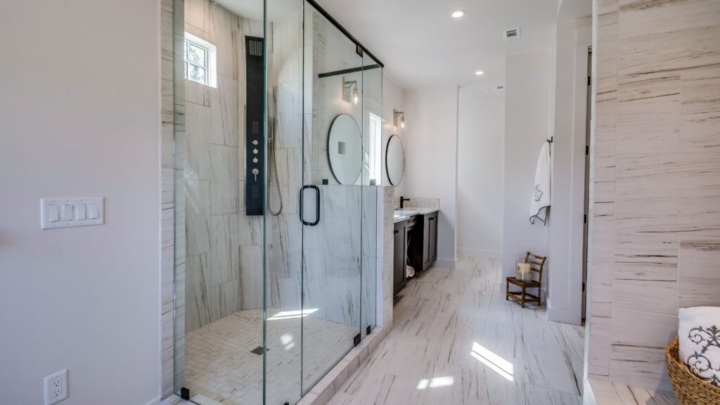 Why Bathroom Safety and Comfort Matter More Than Ever for Seniors